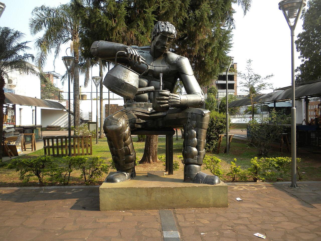 esculturas-y-monumentos-por-la-yerba-mate Esculturas y monumentos por la Yerba Mate